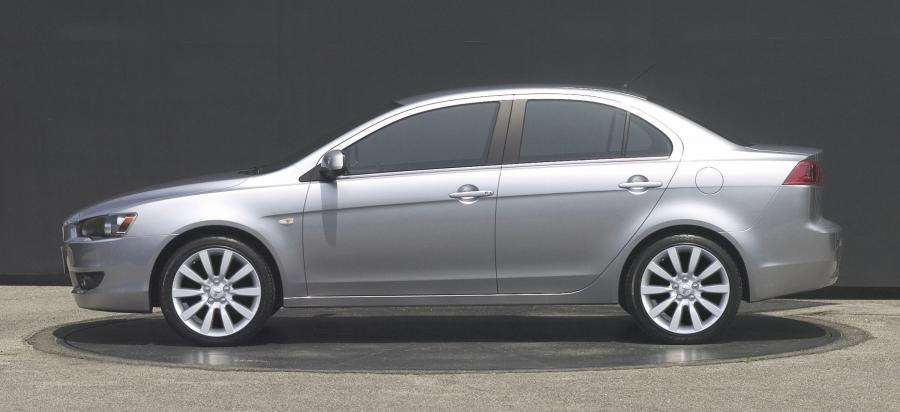  Mitsubishi Lancer 2007 года  (фото 73 из 104)